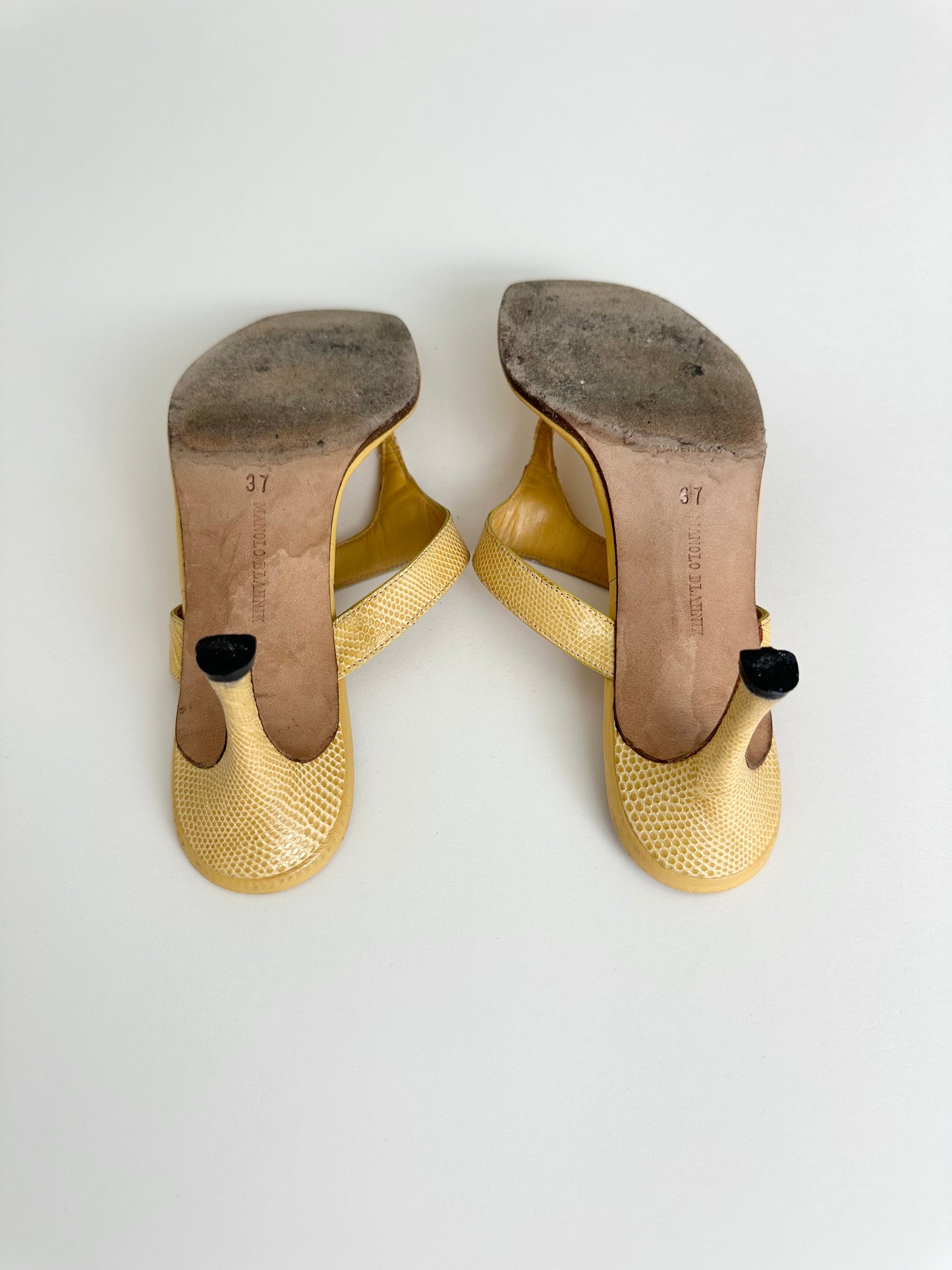 Manolo Blahnik Yellow Lizard Thongs 37