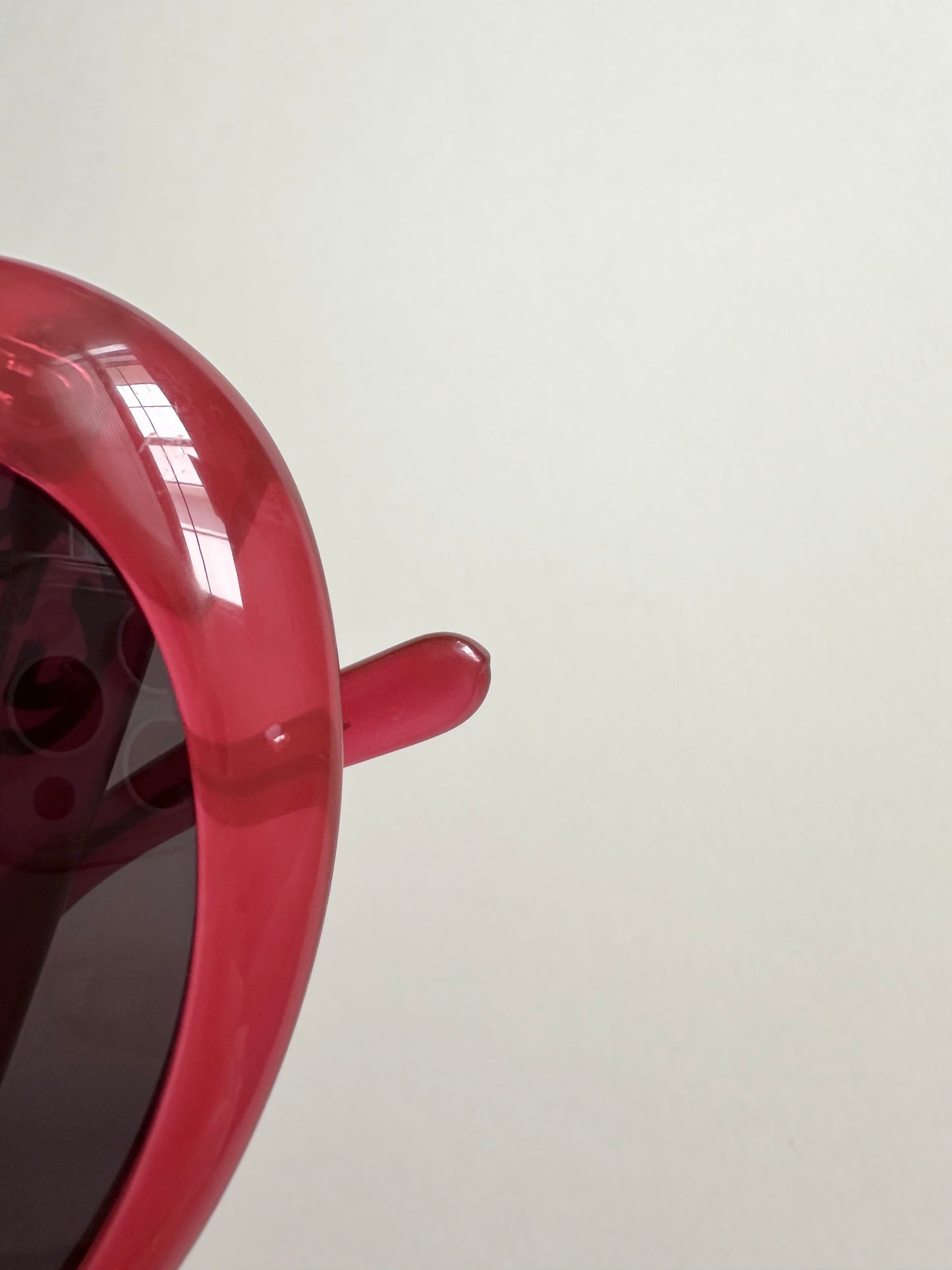 Gucci Red Logo Sunglasses