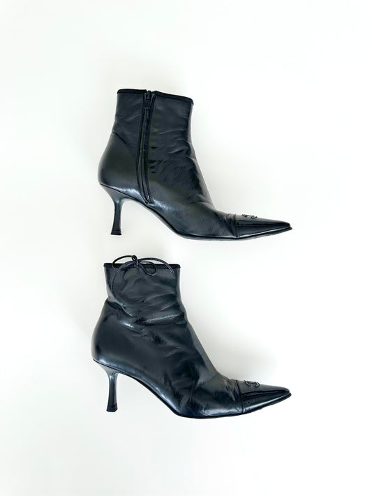 Chanel Black Leather Logo Ankle Boots 39