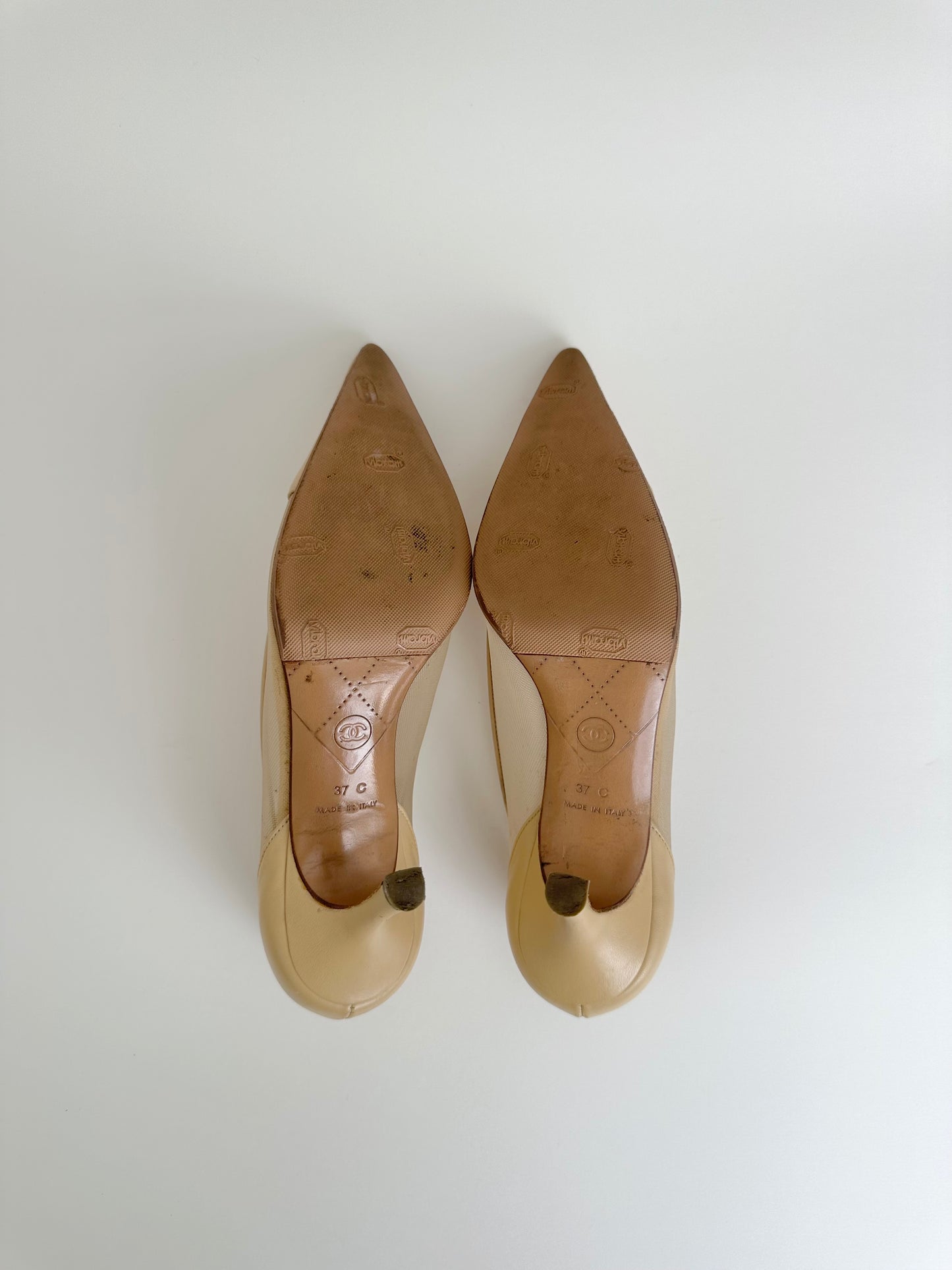 Chanel Beige Mesh Logo Pumps 37