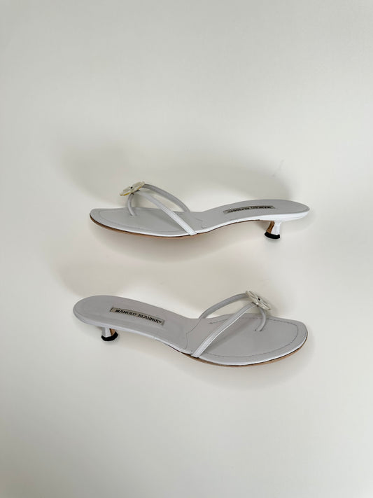 Manolo Blahnik Pearl Flower Sandals 41.5