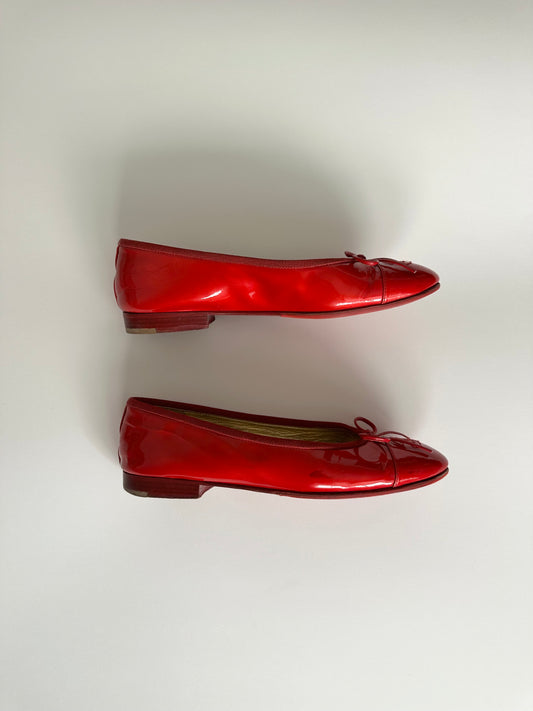 Chanel Red Patent Ballet Flats 35.5