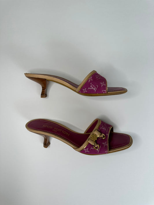 Louis Vuitton Pink Denim Sandals 36.5