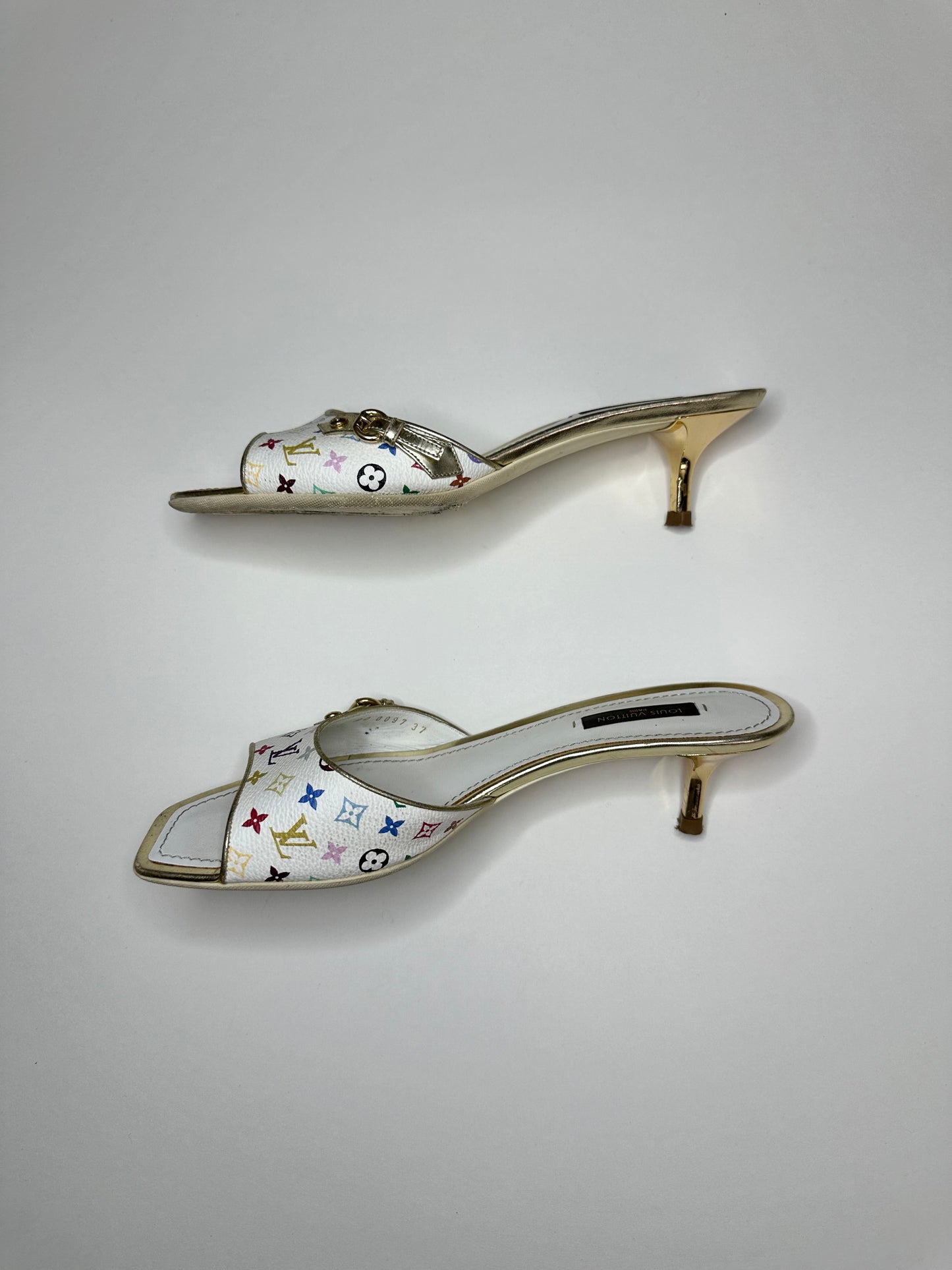 Louis Vuitton Multicolor Sandals 37