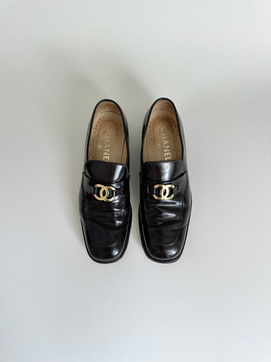 Chanel Brown Patent Logo Loafers 38.5