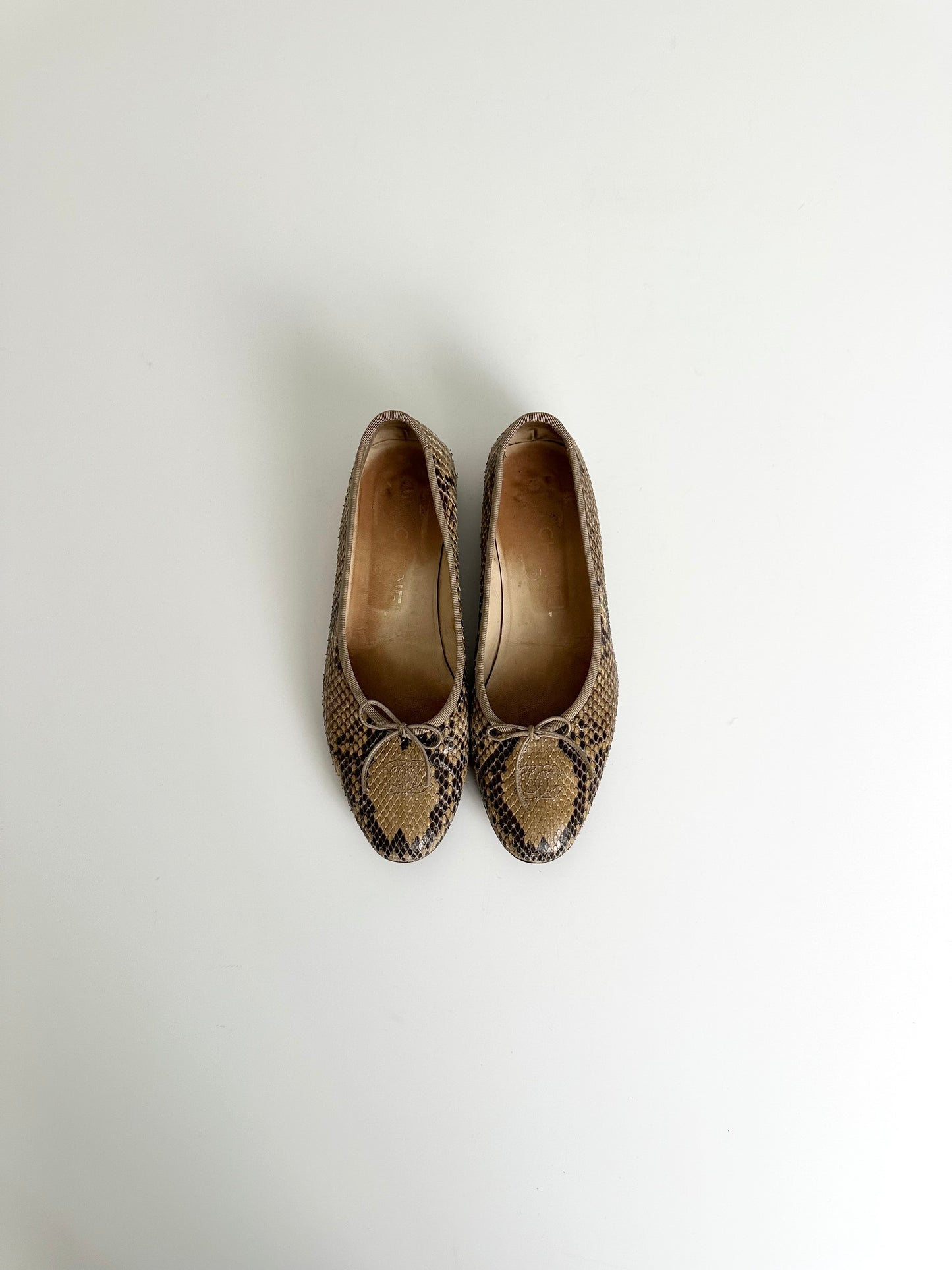 Chanel Beige Python Flats 38.5