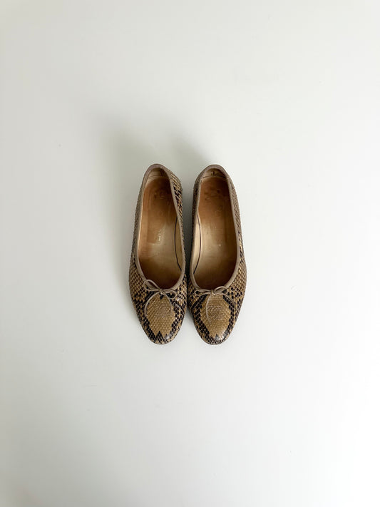 Chanel Beige Python Flats 38.5
