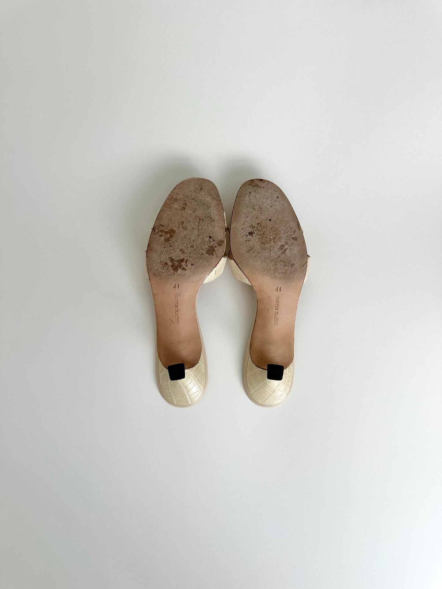 Manolo Blahnik Ivory Callamu Croc Mules 41