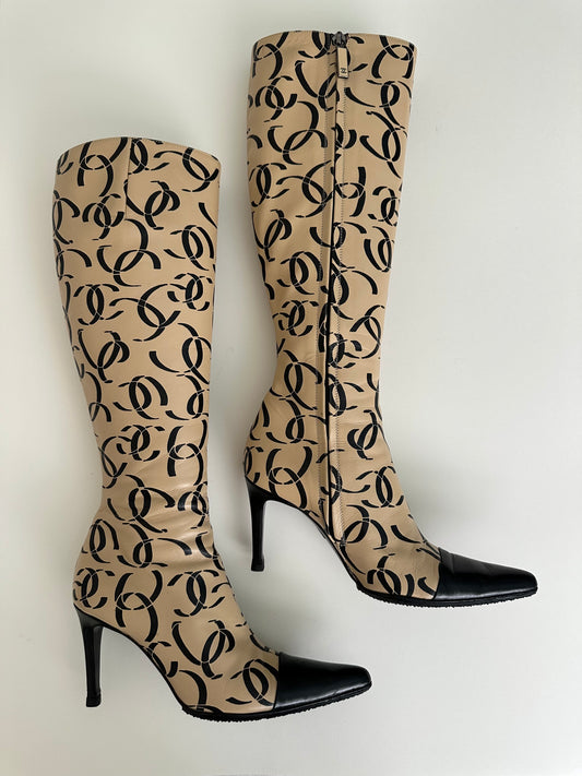 Chanel 2000 Logo Runway Boots 35.5