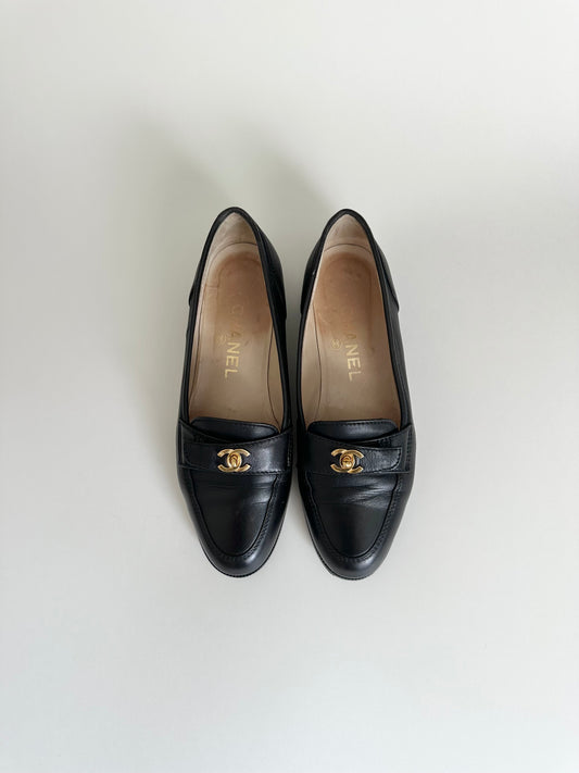 Chanel Black Turnlock Loafers 36.5