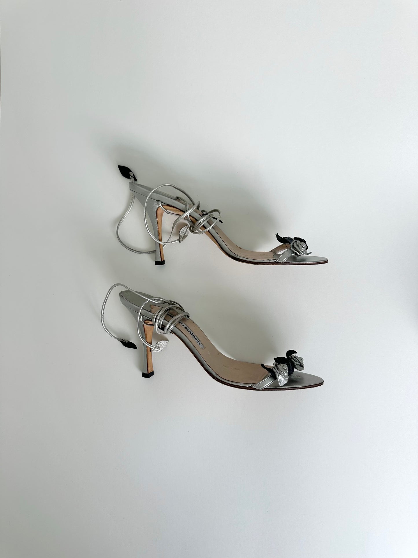 Manolo Blahnik Silver Floral Tie Up Sandals 40.5
