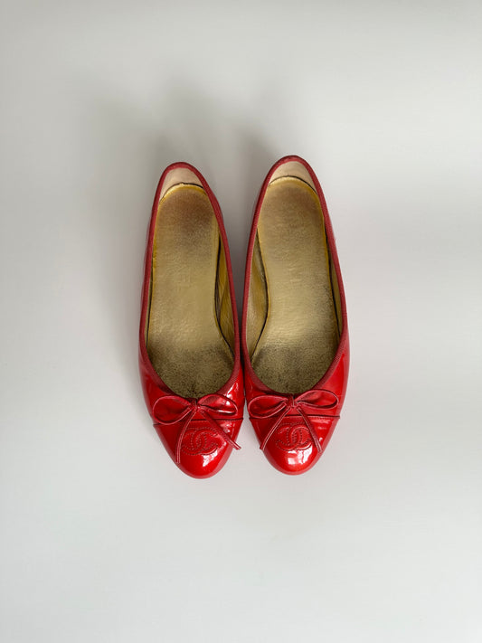 Chanel Red Patent Ballet Flats 35.5