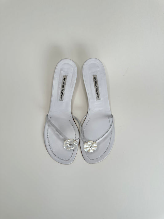 Manolo Blahnik Pearl Flower Sandals 41.5