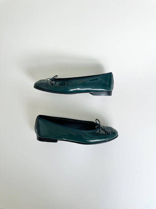 Chanel Dark Green Patent Ballet Flats 36.5