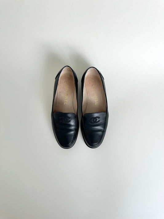 Chanel Black Leather Loafers 35.5