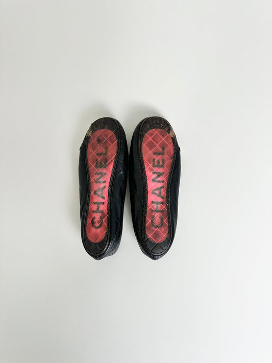 Chanel Black Cambon Flats 37
