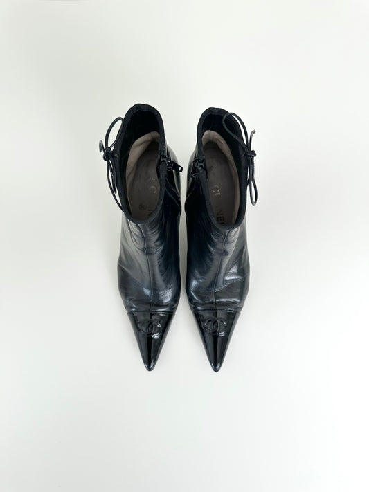 Chanel Black Leather Logo Ankle Boots 39