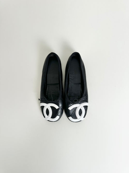 Chanel Black Cambon Flats 37